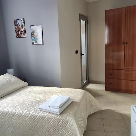 Blue Eye Hotel 3* 科尔察
