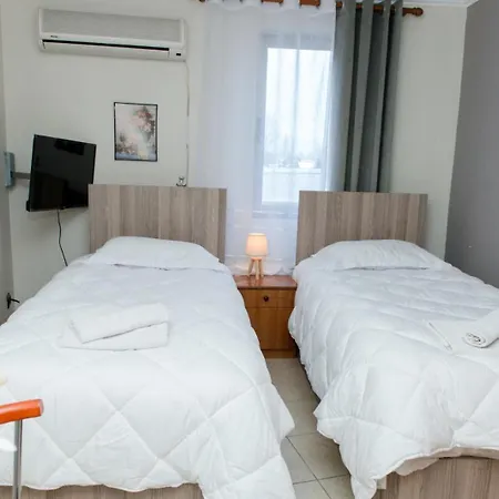 Hotel Blue Eye