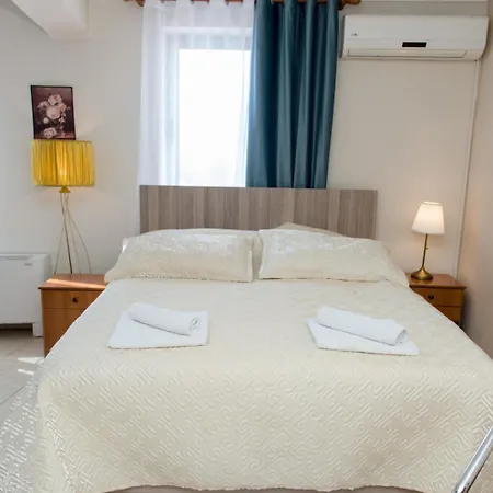 Hotel Blue Eye 3* Korce