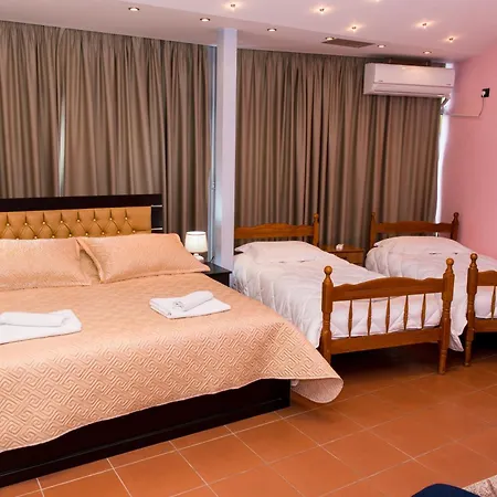 Hotel Blue Eye Hotel 3*