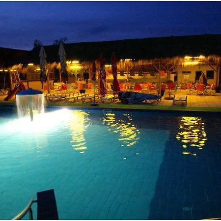 Hotel Blue Eye 3*