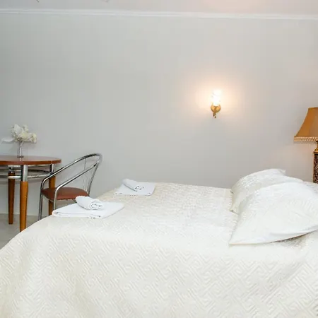 Blue Eye Hotel Korce